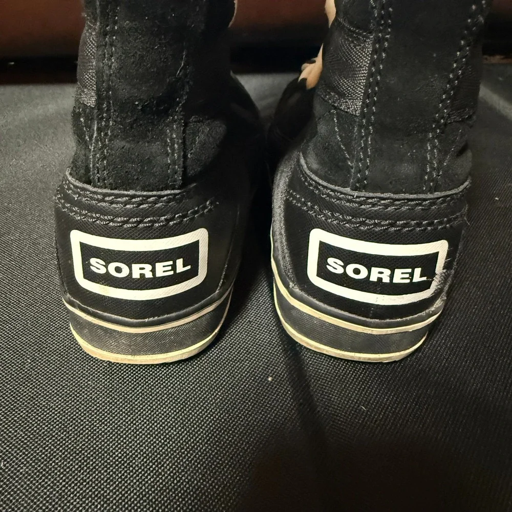 Sorel NL2079-010 Womens Waterproof Winter Snow Boots Black Faux Fur Size‎ 5